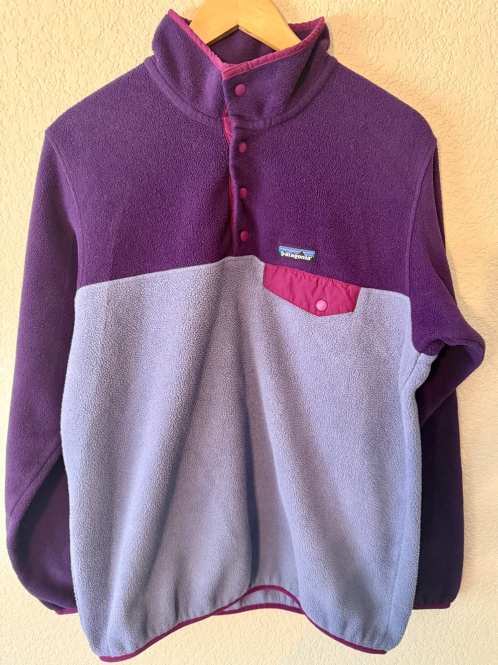 Patagonia Women's Lightweight Synchilla Snap T-Pullover, Purple, Size L, 25455